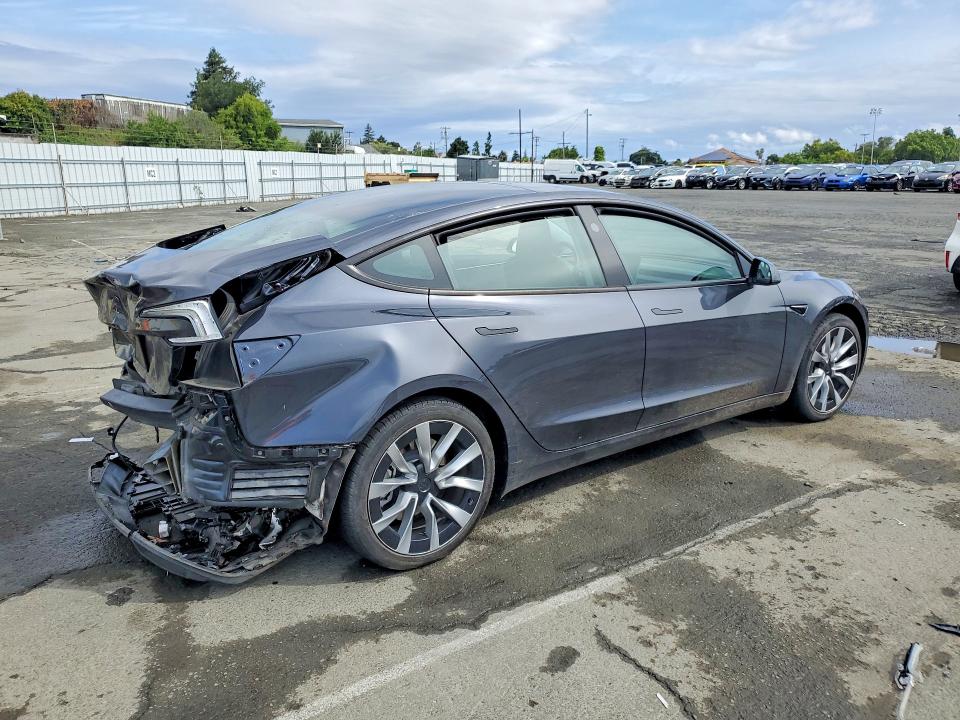 Продажа на аукционе авто 2024 Tesla Model 3, vin: 5YJ3E1EA8RF743011, номер лота: 54941456