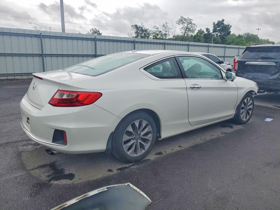 Продаж на аукціоні авто 2013 Honda Accord, vin: 1HGCT1B83DA001335, номер лоту: 54319666