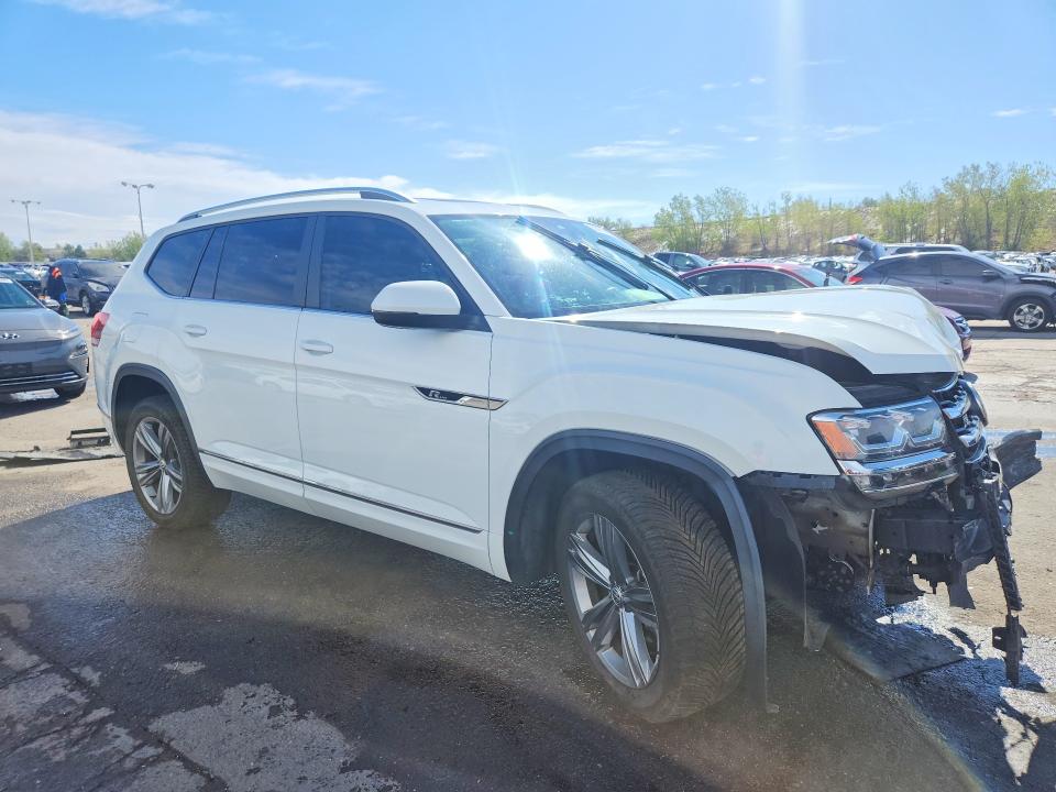52757466 :رقم المزاد ، 1V2RR2CA5JC545333 vin ، 2018 Volkswagen Atlas مزاد بيع