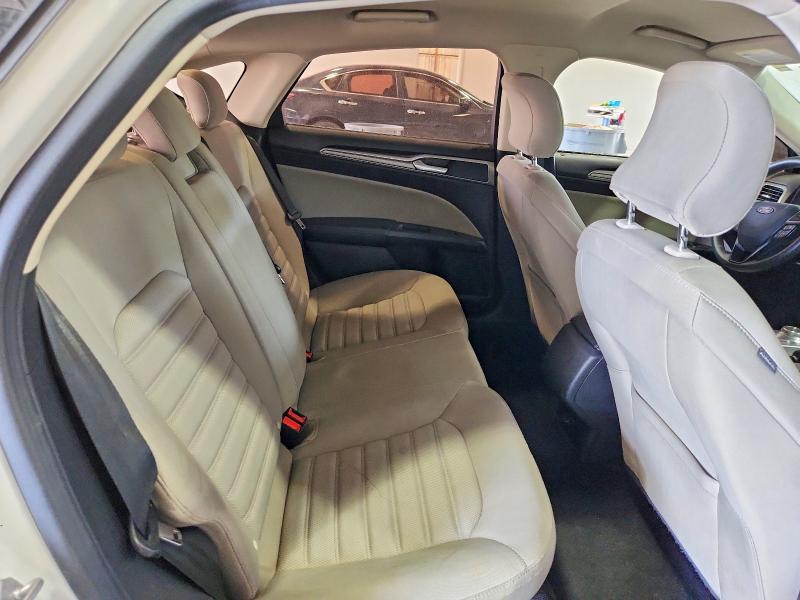 52051276 :رقم المزاد ، 3FA6P0G74JR283762 vin ، 2018 Ford Fusion مزاد بيع
