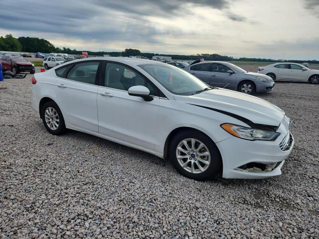 51433806 :رقم المزاد ، 3FA6P0G74JR234769 vin ، 2018 Ford Fusion مزاد بيع