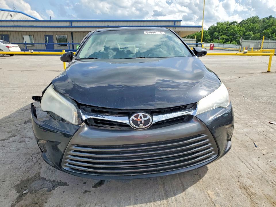 54998776 :رقم المزاد ، 4T1BF1FK3GU526806 vin ، 2016 Toyota Camry مزاد بيع