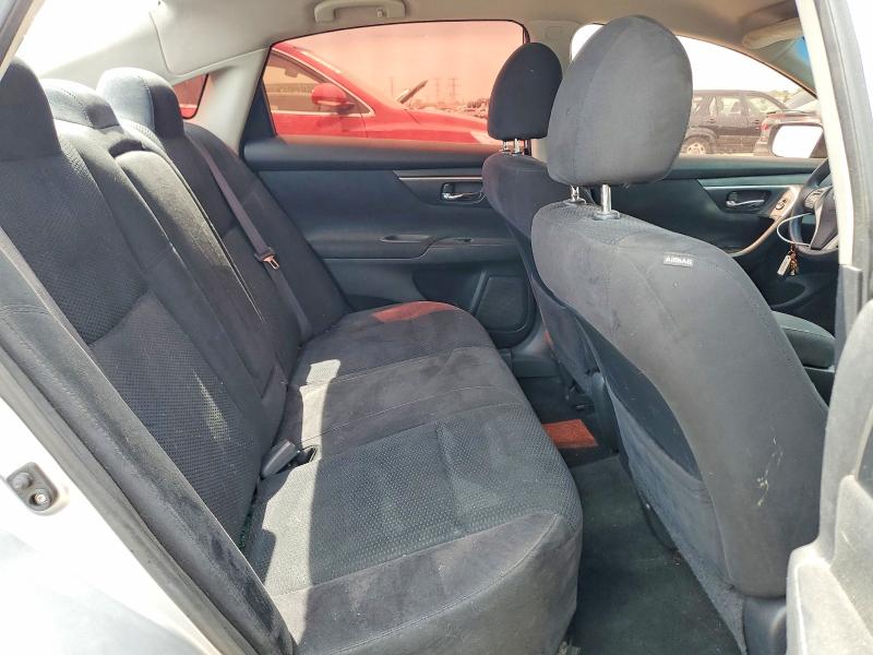 2015 Nissan Altima მანქანა იყიდება აუქციონზე, vin: 1N4AL3AP2FN329924, აუქციონის ნომერი: 54456556