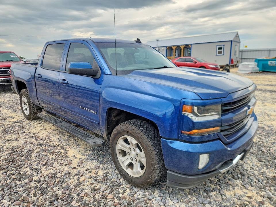 2017 Chevrolet Silverado მანქანა იყიდება აუქციონზე, vin: 3GCUKREC3HG431250, აუქციონის ნომერი: 53795726