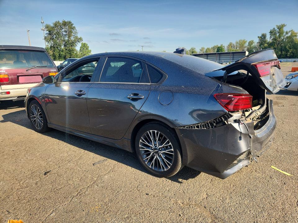 2022 Kia Forte მანქანა იყიდება აუქციონზე, vin: 3KPF54AD1NE453305, აუქციონის ნომერი: 51520436