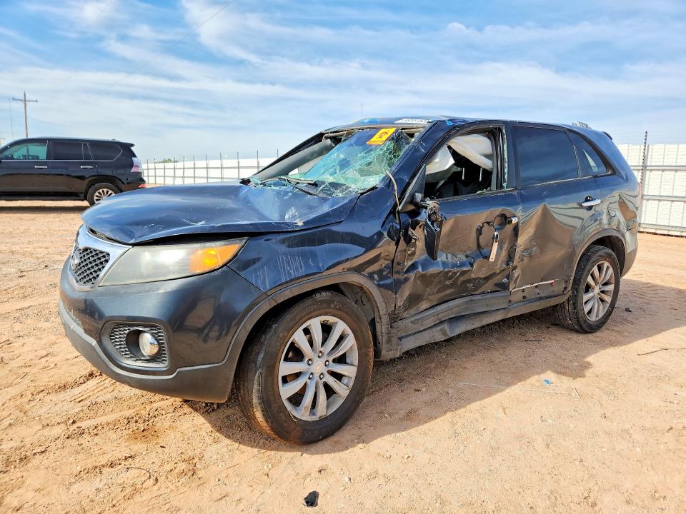 55361636 :رقم المزاد ، 5XYKUCA11BG072036 vin ، 2011 Kia Sorento مزاد بيع
