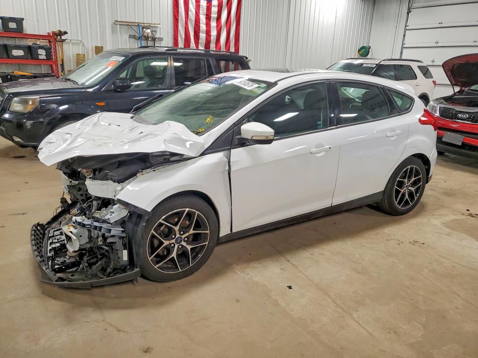 2017 Ford Focus მანქანა იყიდება აუქციონზე, vin: 1FADP3M29HL228749, აუქციონის ნომერი: 54193676
