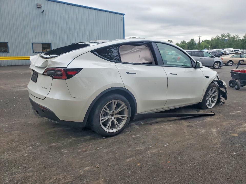 2021 Tesla Model Y მანქანა იყიდება აუქციონზე, vin: 5YJYGDEE2MF181801, აუქციონის ნომერი: 52513316