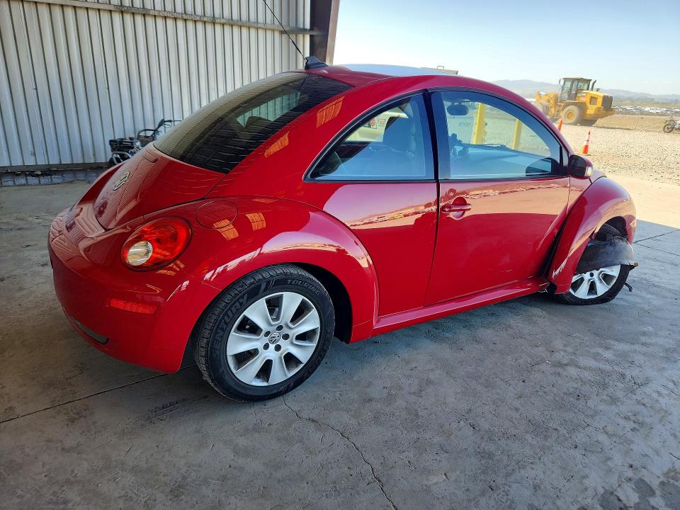2010 Volkswagen New Beetle მანქანა იყიდება აუქციონზე, vin: 3VWRG3AG6AM023388, აუქციონის ნომერი: 54503236