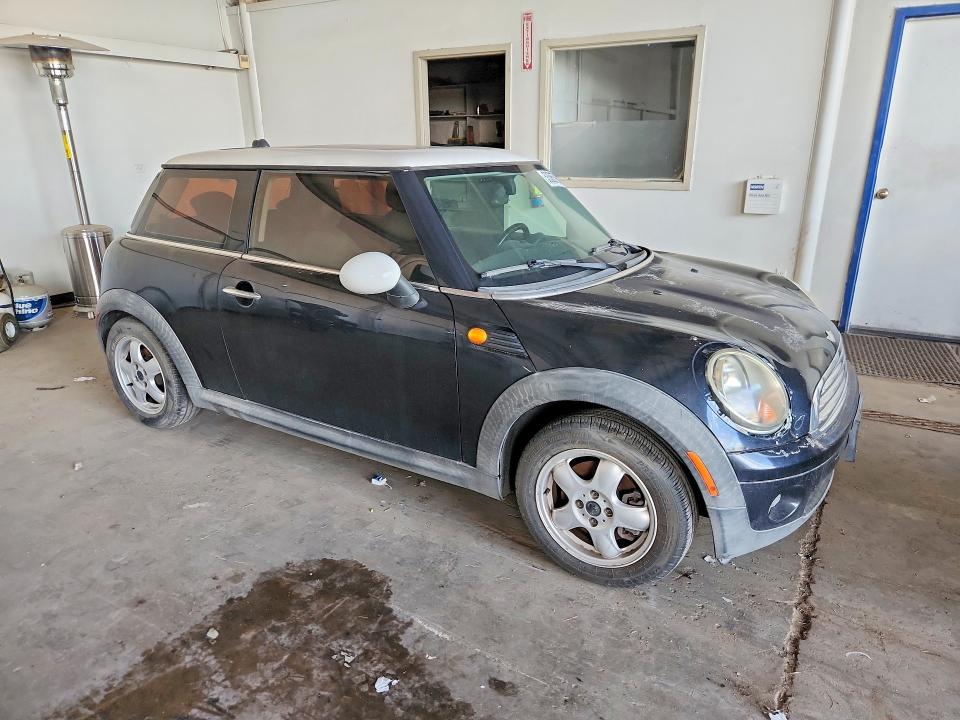 53585796 :رقم المزاد ، WMWMF335X7TT50315 vin ، 2007 Mini Cooper Hardtop مزاد بيع