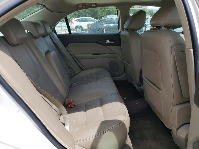 52055496 :رقم المزاد ، 3FADP0L37AR359856 vin ، 2010 Ford Fusion مزاد بيع