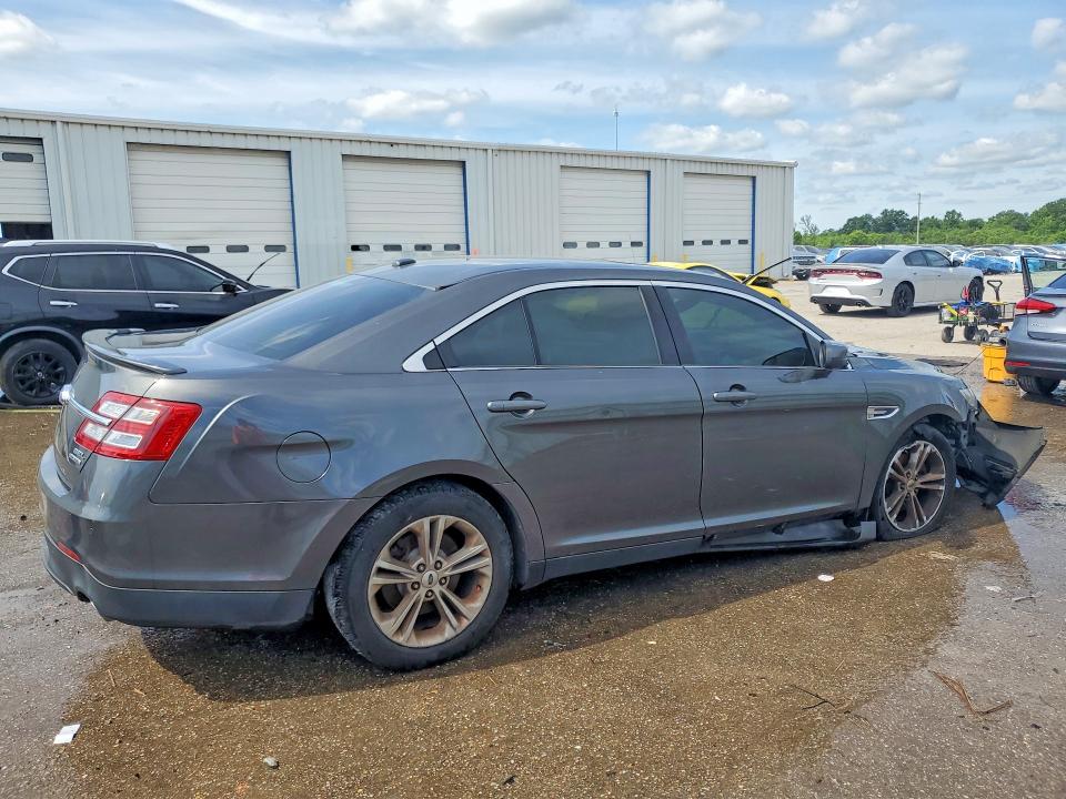 2015 Ford Taurus მანქანა იყიდება აუქციონზე, vin: 1FAHP2E83FG163031, აუქციონის ნომერი: 51815836