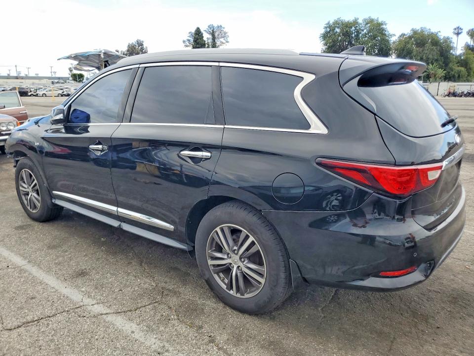 55191716 :رقم المزاد ، 5N1DL0MN3JC509929 vin ، 2018 Infiniti Qx60 مزاد بيع