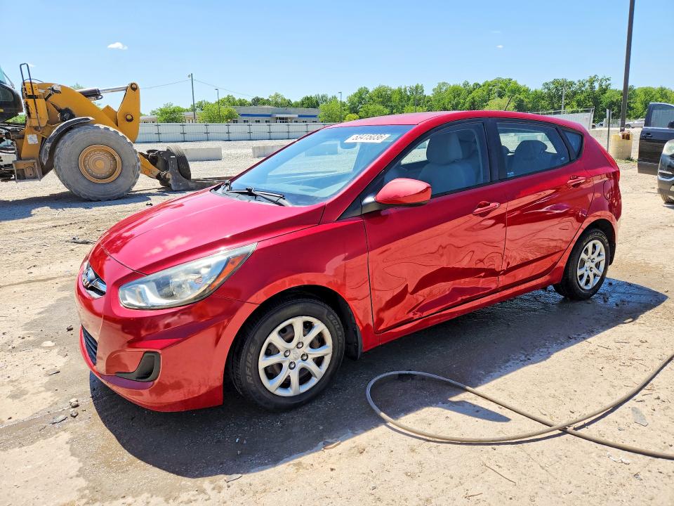 53415036 :رقم المزاد ، KMHCT5AE7DU093184 vin ، 2013 Hyundai Accent مزاد بيع
