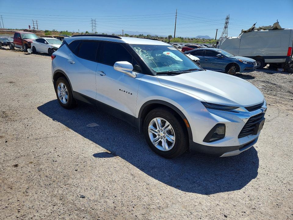 Продажа на аукционе авто 2019 Chevrolet Blazer, vin: 3GNKBGRS5KS690010, номер лота: 53807336