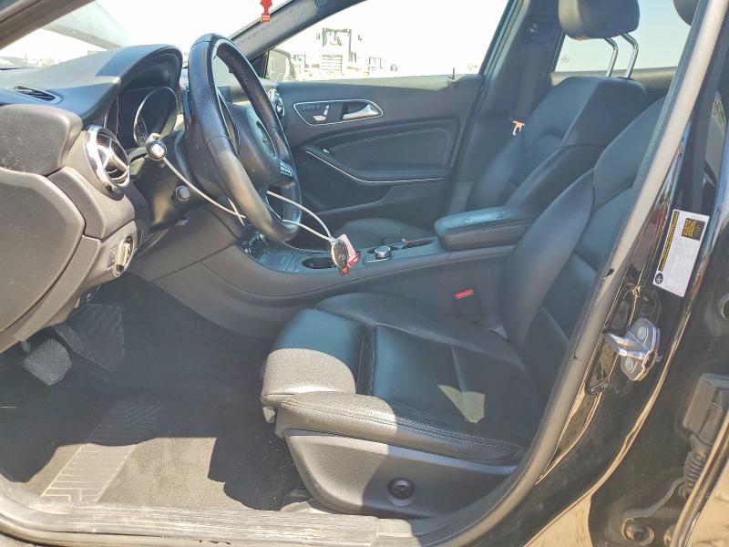 53556336 :رقم المزاد ، WDCTG4EB9KJ575330 vin ، 2019 Mercedes-benz Gla مزاد بيع
