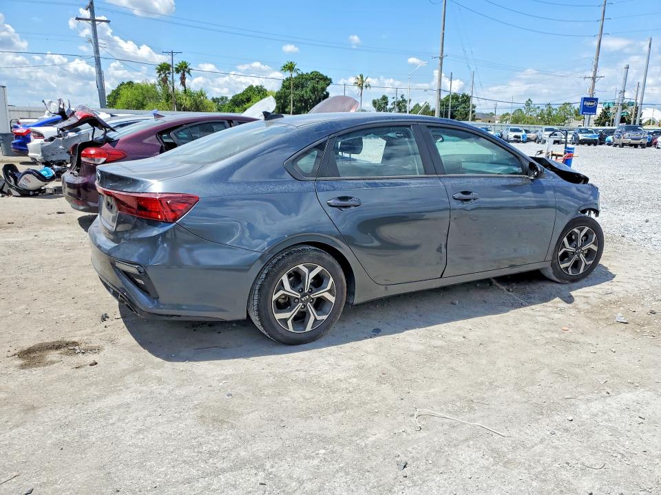 2021 Kia Forte მანქანა იყიდება აუქციონზე, vin: 3KPF24AD4ME391583, აუქციონის ნომერი: 53528796