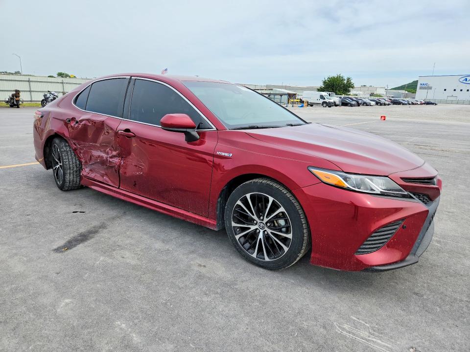 Auction sale of the 2018 Toyota Camry Hybrid, vin: 4T1B21HK6JU509966, lot number: 51762906