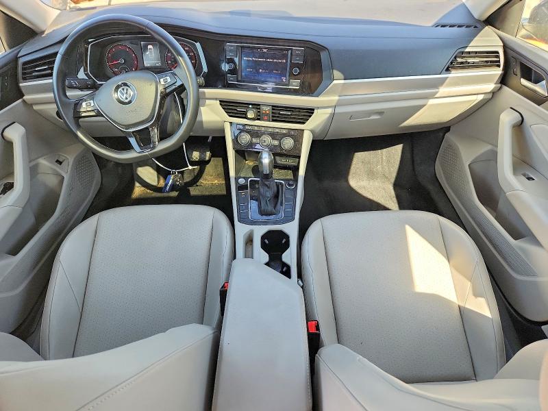 53368486 :رقم المزاد ، 3VWCB7BU2LM008390 vin ، 2020 Volkswagen Jetta مزاد بيع