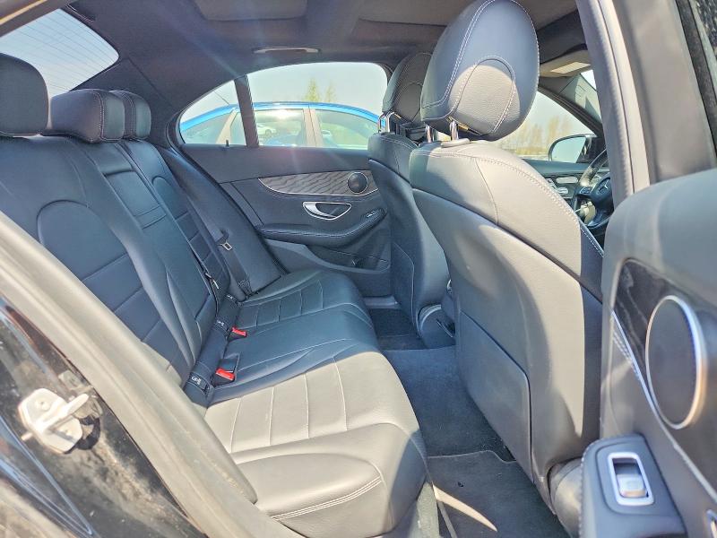 53947376 :رقم المزاد ، 55SWF4KB5GU131630 vin ، 2016 Mercedes-benz C مزاد بيع
