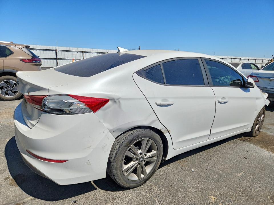 54172516 :رقم المزاد ، 5NPD84LF6HH199023 vin ، 2017 Hyundai Elantra مزاد بيع