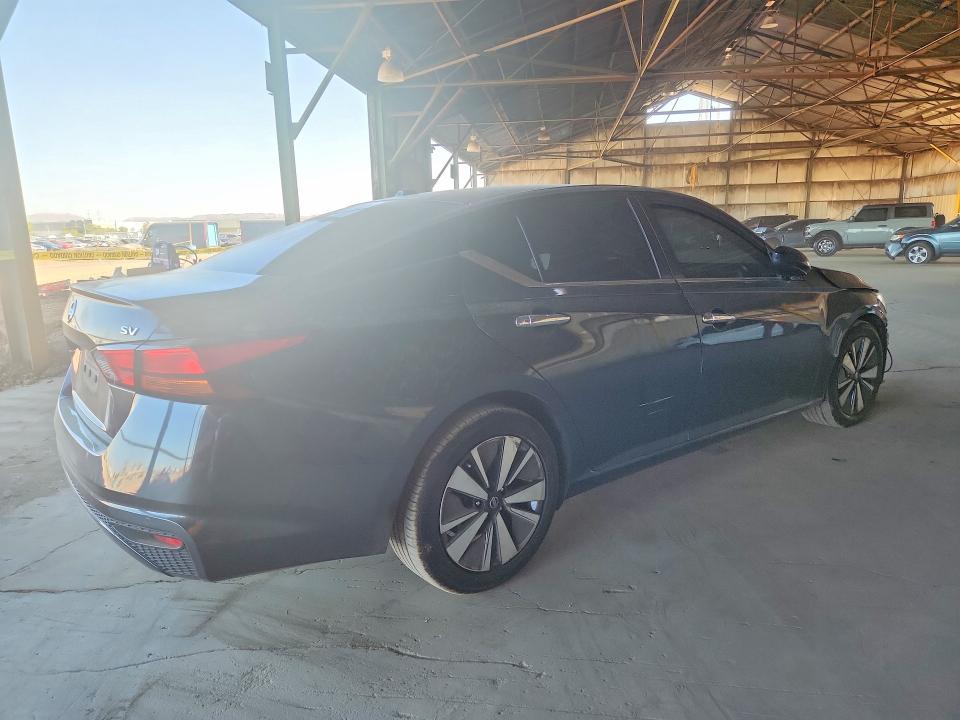 52101766 :رقم المزاد ، 1N4BL4DV5NN329838 vin ، 2022 Nissan Altima مزاد بيع