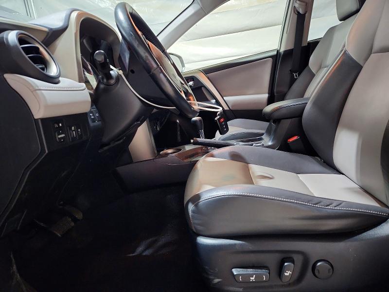 51669856 :رقم المزاد ، JTMDFREV3FD164272 vin ، 2015 Toyota Rav4 مزاد بيع