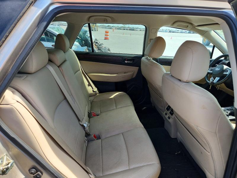 2015 Subaru Outback მანქანა იყიდება აუქციონზე, vin: 4S4BSBJC3F3227872, აუქციონის ნომერი: 52922926