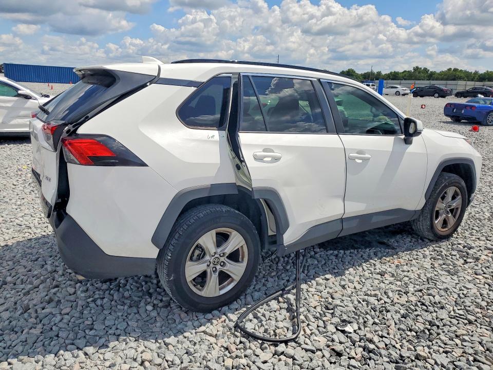 2021 Toyota Rav4 მანქანა იყიდება აუქციონზე, vin: 2T3W1RFV8MC157082, აუქციონის ნომერი: 53482006