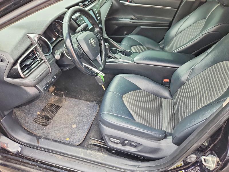 52520926 :رقم المزاد ، 4T1B11HK0KU808874 vin ، 2019 Toyota Camry مزاد بيع