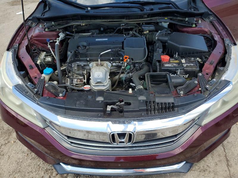 52365646 :رقم المزاد ، 1HGCR2F53HA226414 vin ، 2017 Honda Accord مزاد بيع