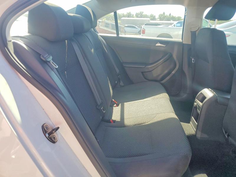 2014 Volkswagen Jetta მანქანა იყიდება აუქციონზე, vin: 3VW2K7AJ1EM425750, აუქციონის ნომერი: 52841206