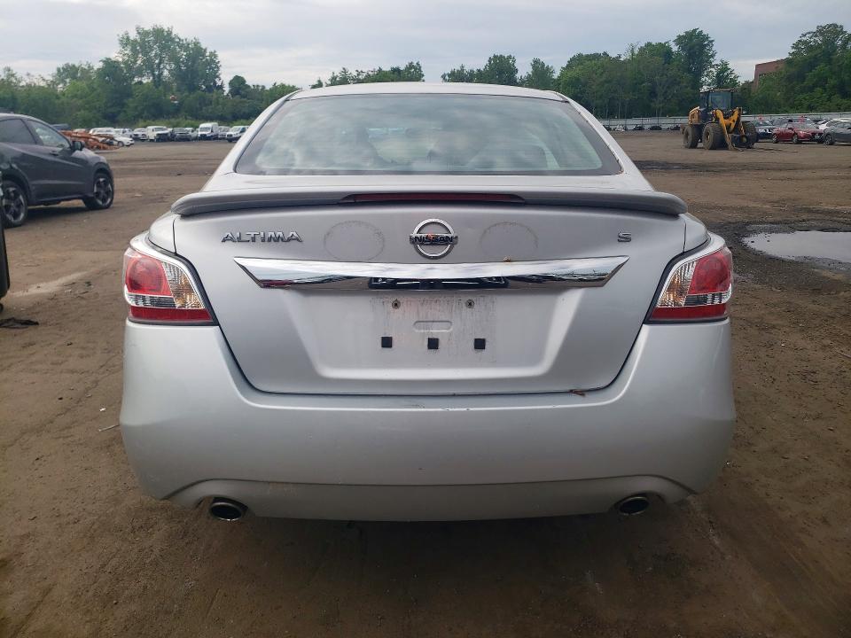 2015 Nissan Altima მანქანა იყიდება აუქციონზე, vin: 1N4AL3AP9FC213759, აუქციონის ნომერი: 55014516