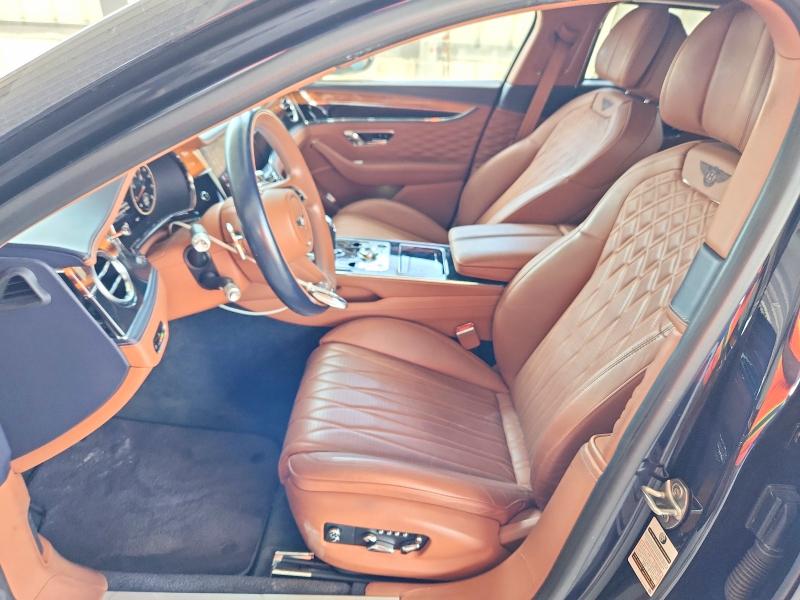 53024766 :رقم المزاد ، SCBBG6ZGXMC090563 vin ، 2021 Bentley Flying Spur مزاد بيع