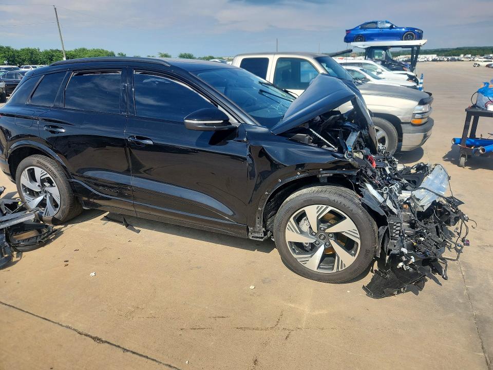 54715466 :رقم المزاد ، WA124BGFXSA066467 vin ، 2025 Audi Q6 E-tron مزاد بيع