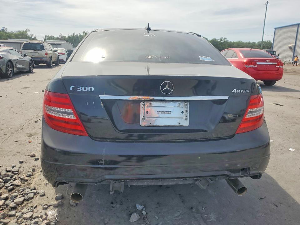 2014 Mercedes-benz C მანქანა იყიდება აუქციონზე, vin: WDDGF8AB9ER309065, აუქციონის ნომერი: 52675886
