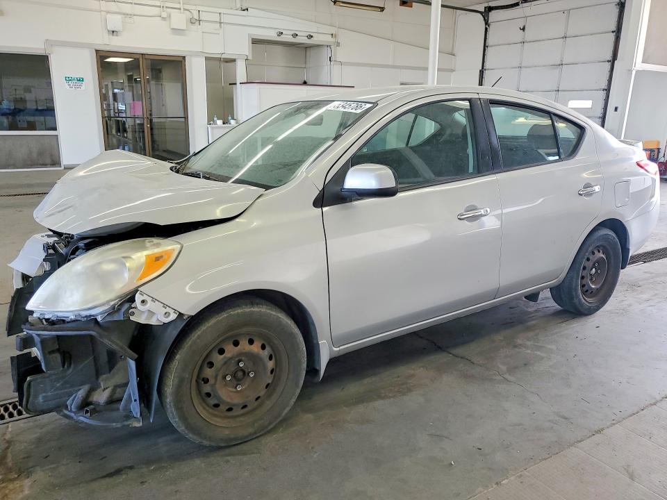 2014 Nissan Versa მანქანა იყიდება აუქციონზე, vin: 3N1CN7AP2EK446074, აუქციონის ნომერი: 55345786