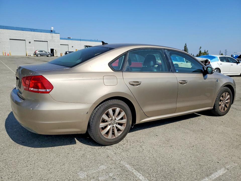 Продаж на аукціоні авто 2015 Volkswagen Passat, vin: 1VWAT7A37FC011286, номер лоту: 53551036