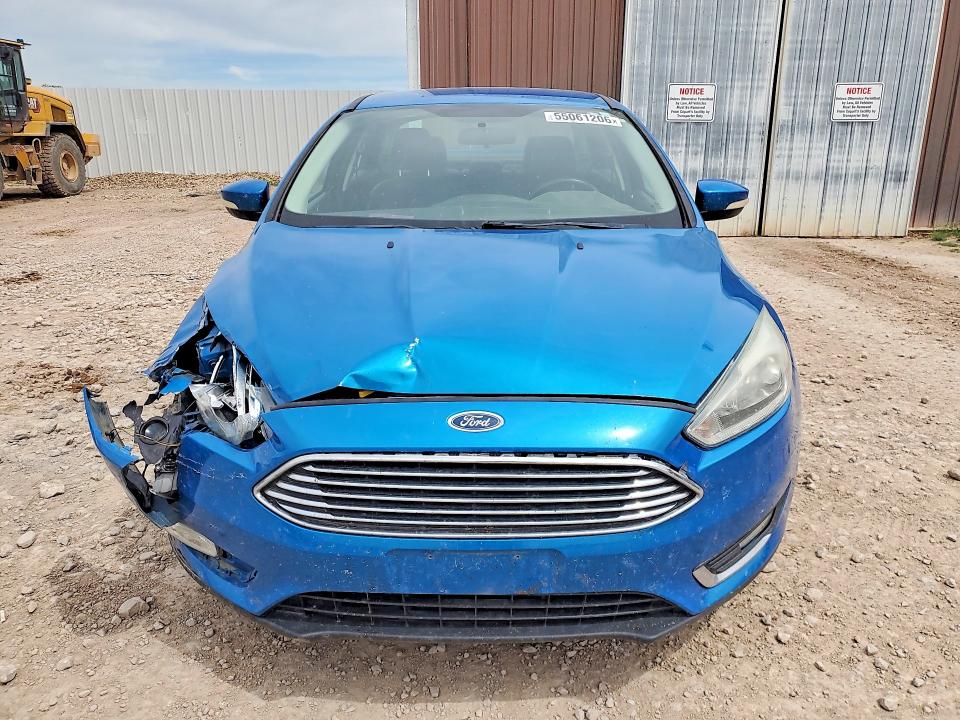 Продажа на аукционе авто 2015 Ford Focus, vin: 1FADP3J22FL261660, номер лота: 55061206