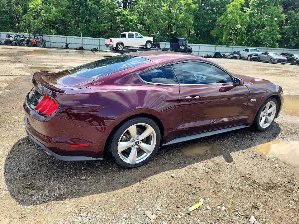 54857496 :رقم المزاد ، 1FA6P8CF0J5114031 vin ، 2018 Ford Mustang مزاد بيع