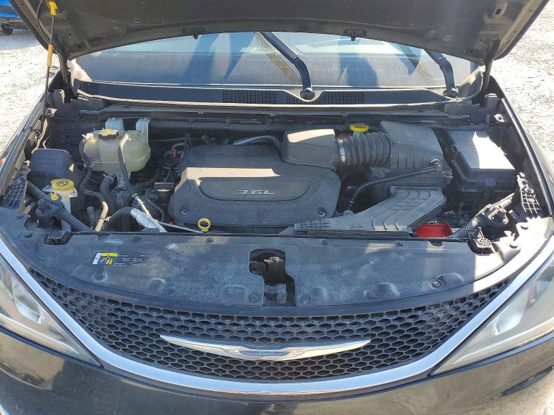 52310266 :رقم المزاد ، 2C4RC1BG2JR120727 vin ، 2018 Chrysler Pacifica مزاد بيع