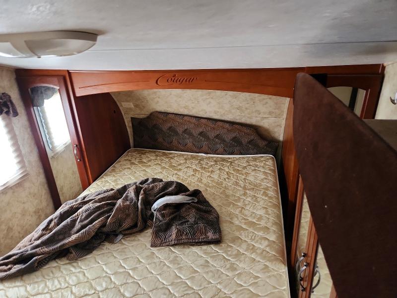 Продаж на аукціоні авто 2011 Cougar 5th Wheel, vin: 4YDF29R25B2506652, номер лоту: 54128206