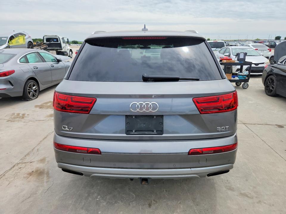 52436466 :رقم المزاد ، WA1VAAF74JD025470 vin ، 2018 Audi Q7 مزاد بيع