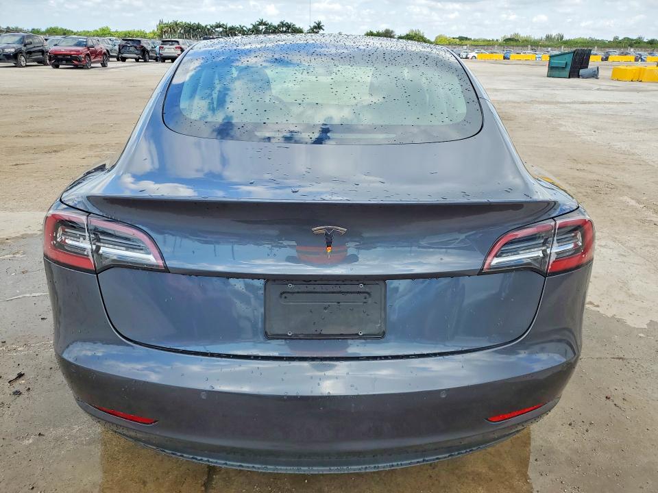 52348356 :رقم المزاد ، 5YJ3E1EA6NF372506 vin ، 2022 Tesla Model 3 مزاد بيع