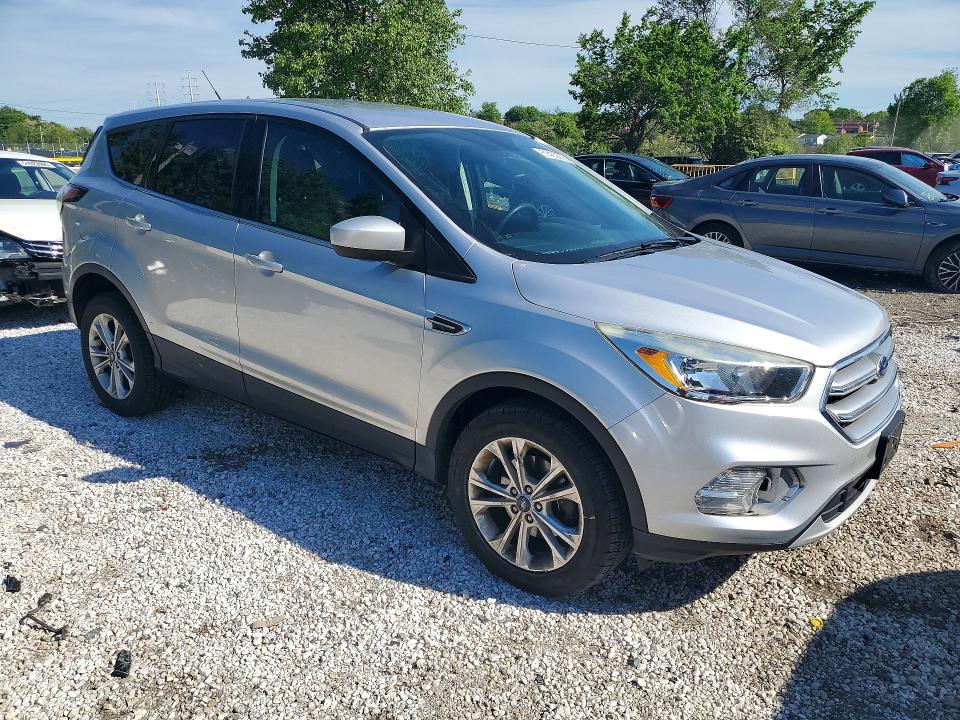 Продаж на аукціоні авто 2017 Ford Escape, vin: 1FMCU0GD0HUF04090, номер лоту: 51435566