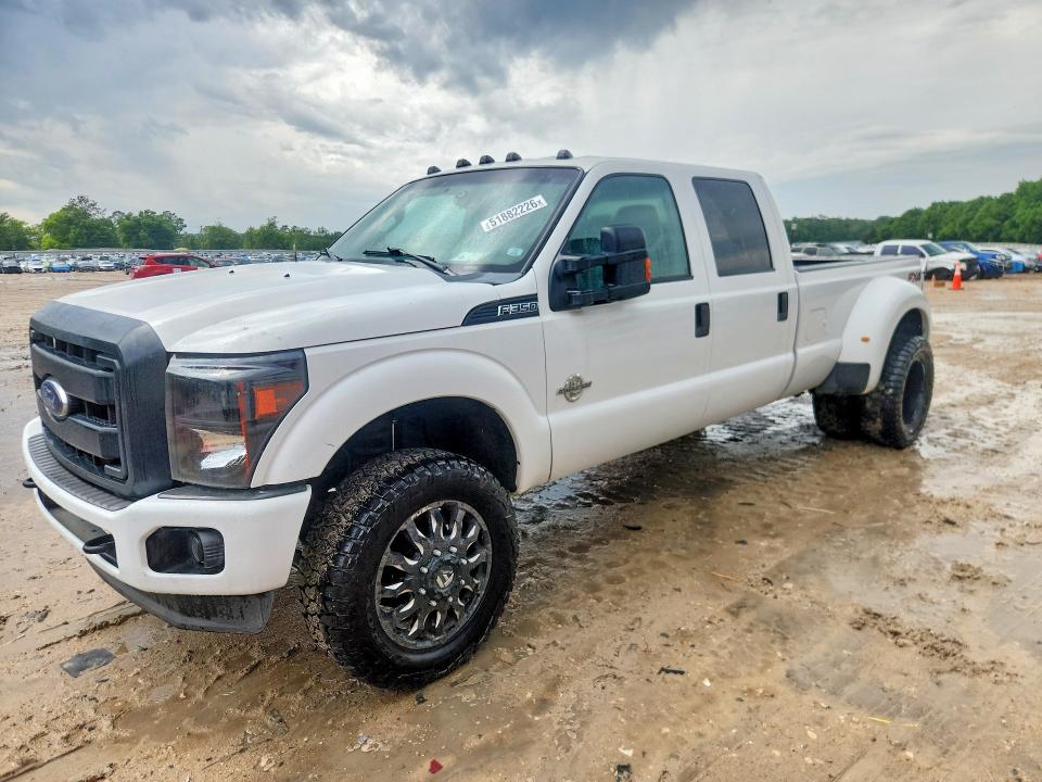 51882226 :رقم المزاد ، 1FT8W3DT6FEA49870 vin ، 2015 Ford F350 مزاد بيع