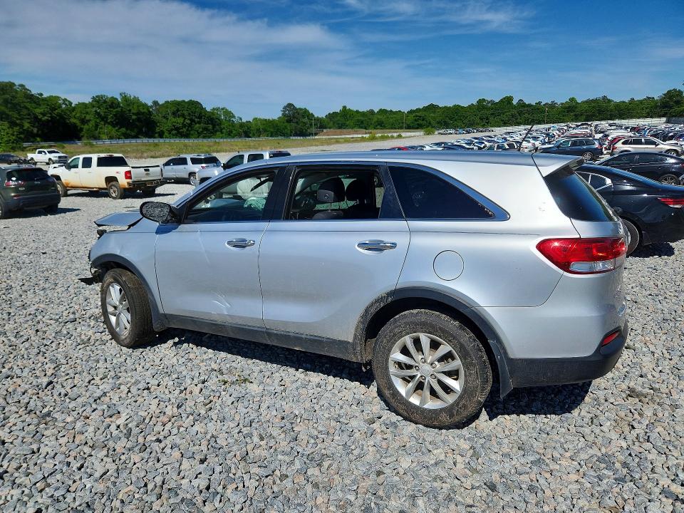 52468106 :رقم المزاد ، 5XYPG4A33JG358411 vin ، 2018 Kia Sorento مزاد بيع