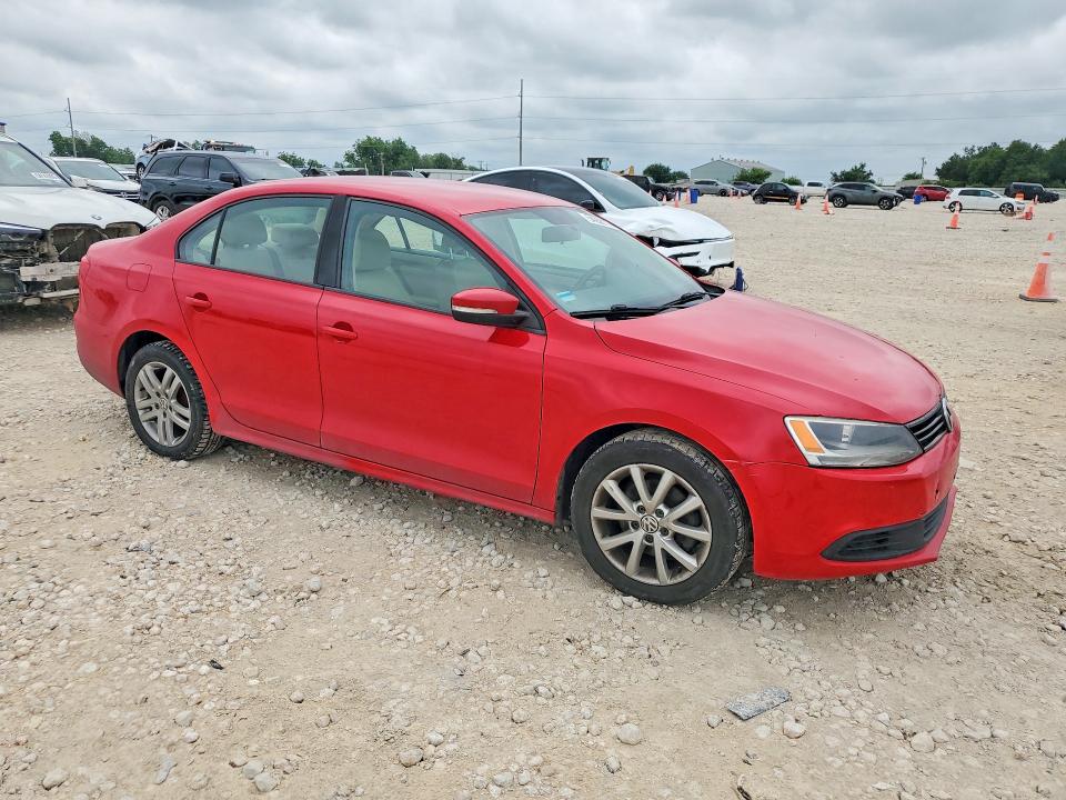 54256176 :رقم المزاد ، 3VWDX7AJ1BM061111 vin ، 2011 Volkswagen Jetta مزاد بيع