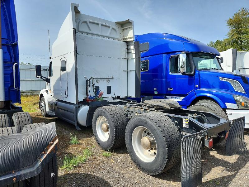 50165376 :رقم المزاد ، 1XPBDP9XXJD472043 vin ، 2018 Peterbilt 579 مزاد بيع