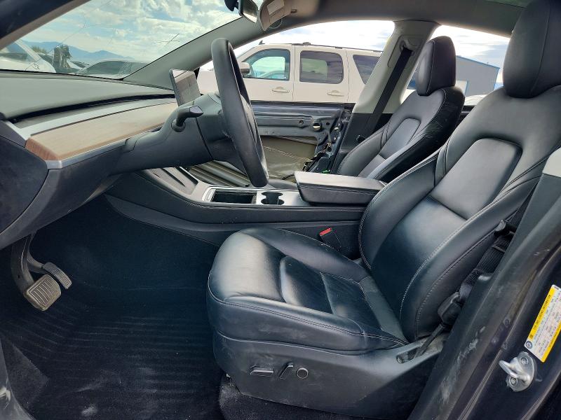52075806 :رقم المزاد ، 7SAYGDEE4PF885988 vin ، 2023 Tesla Model Y مزاد بيع
